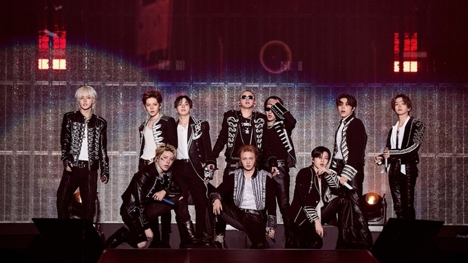 트레저, 日 투어에 30만 관객 열광...교세라 돔서 화려한 피날레