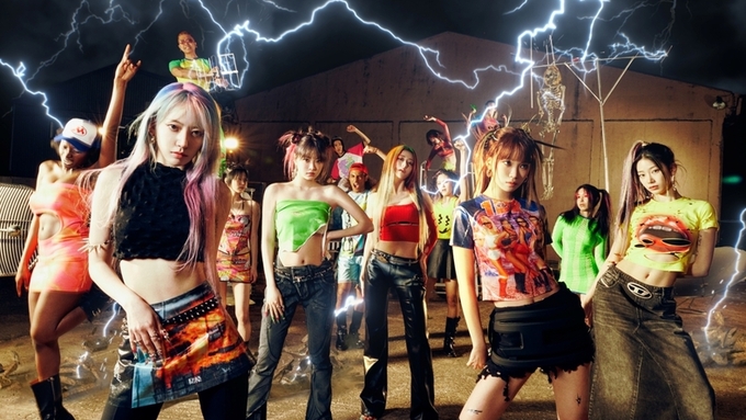 르세라핌 ‘CRAZY’, 영국 ‘오피셜 피지컬 싱글 차트’ 통산 52주 진입