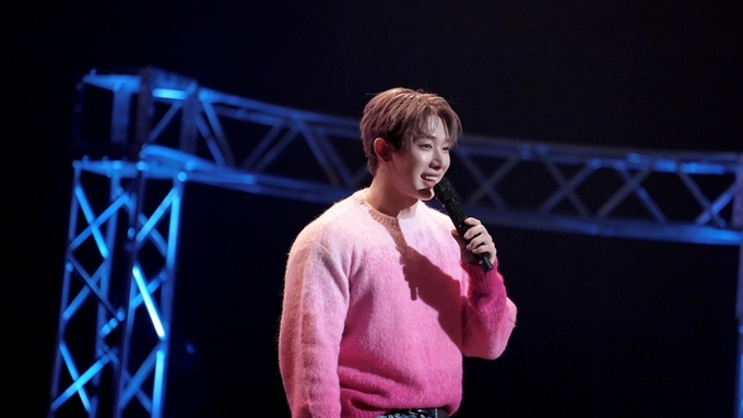 원호, 日 도쿄 콘서트 성료..."변함없이 기다려준 팬들에 감사"