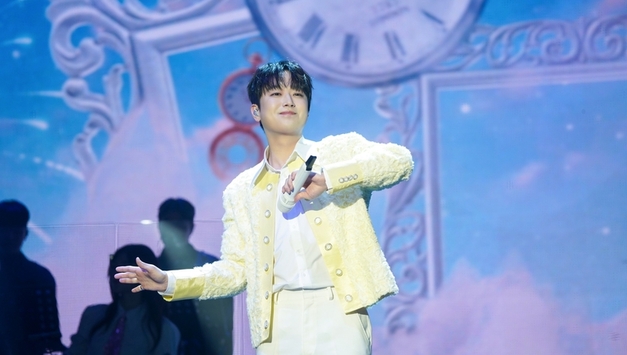 이찬원, 전국투어 콘서트 '찬가' 광주 공연 성료...무한 반복 "앙코르"