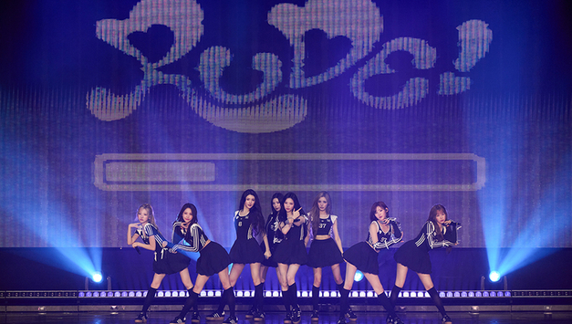 하츠투하츠, 자카르타 팬미팅 개최...다채로운 매력과 팀워크 과시