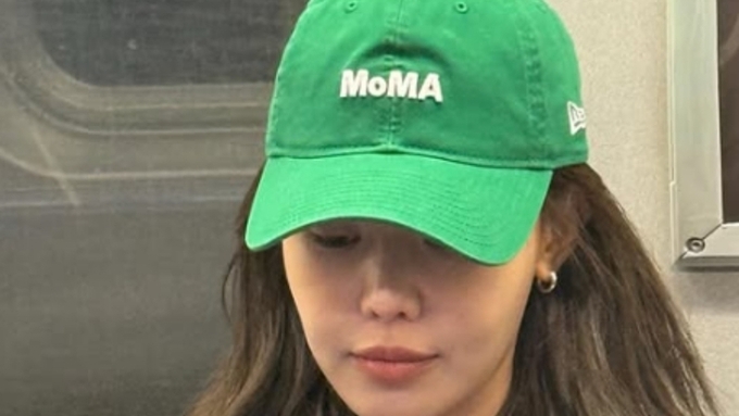 최수영·BTS 뷔·지드래곤·박보검·영탁…대중교통 이용하는 스타들 '화제'